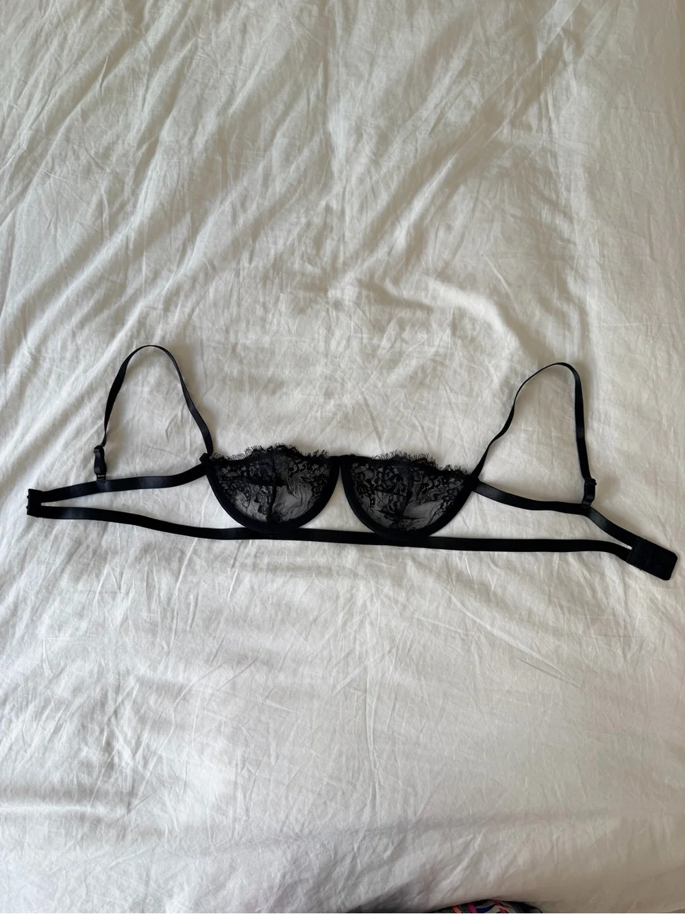Sheer Lace Underwire Bra - Black